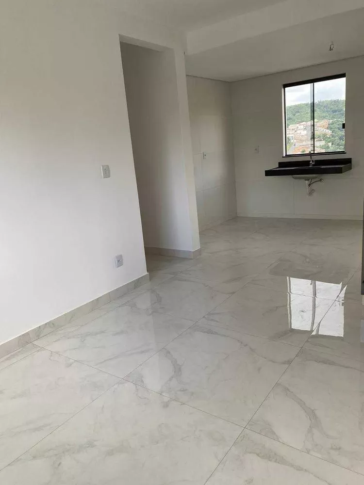 Cobertura à venda com 3 quartos, 130m² - Foto 2