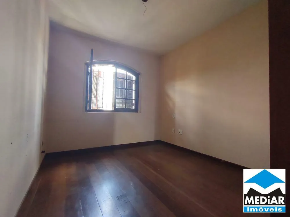 Casa, 3 quartos, 250 m² - Foto 16