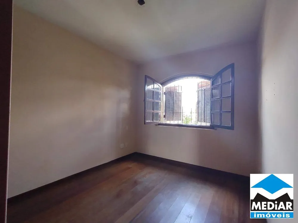 Casa, 3 quartos, 250 m² - Foto 12