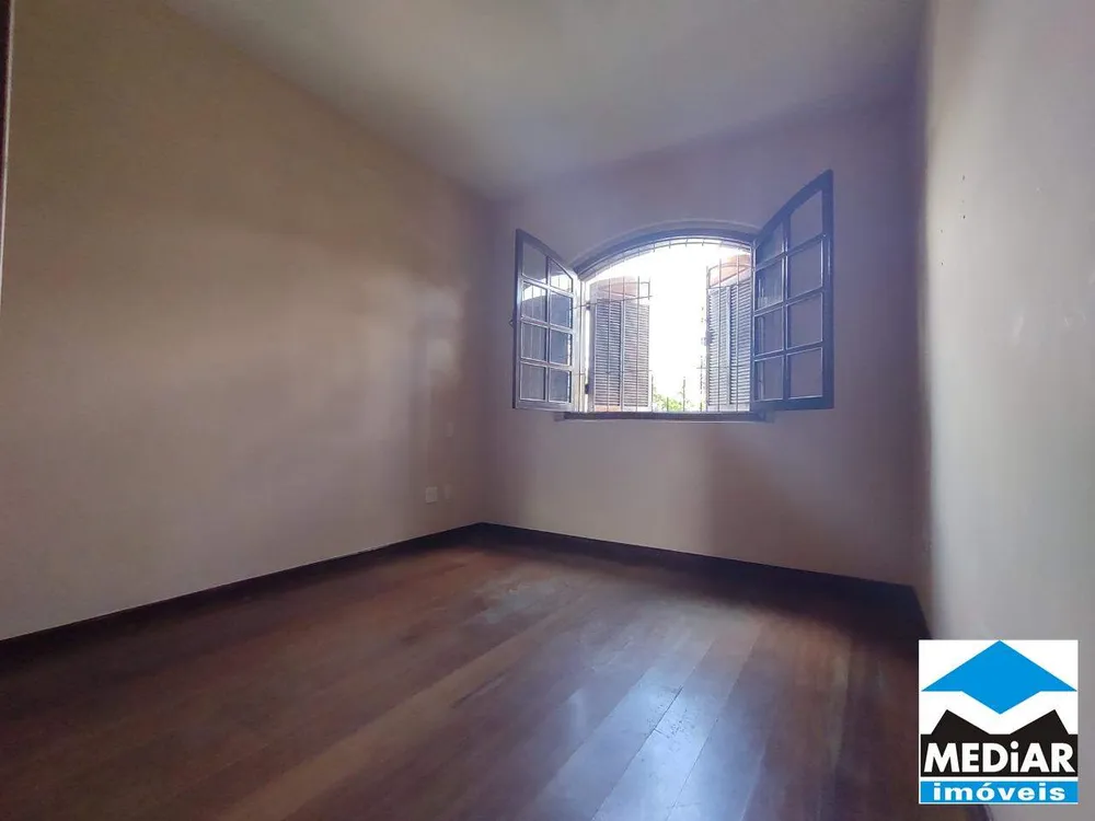 Casa, 3 quartos, 250 m² - Foto 18