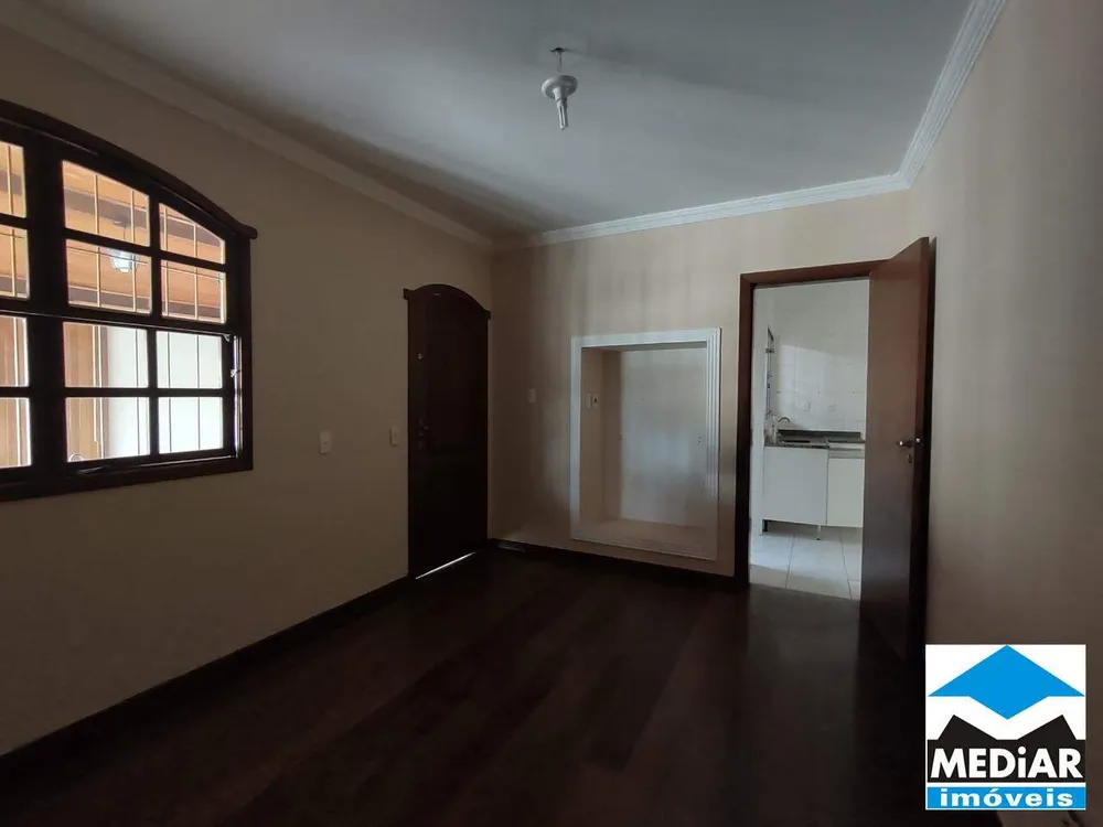 Casa, 3 quartos, 250 m² - Foto 8