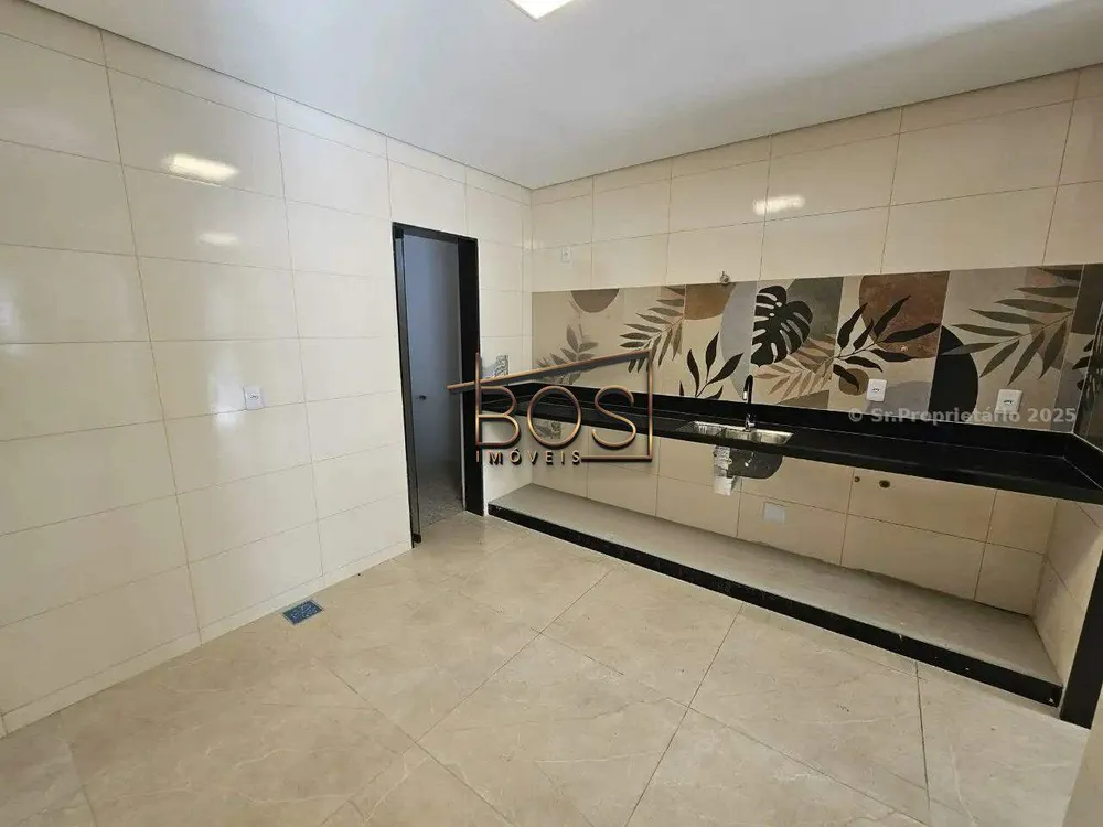 Casa, 3 quartos, 250 m² - Foto 3