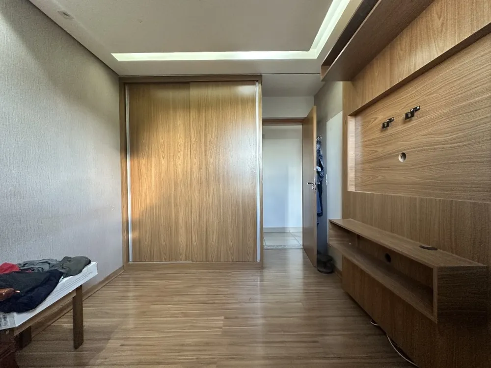 Apartamento, 3 quartos, 83 m² - Foto 2