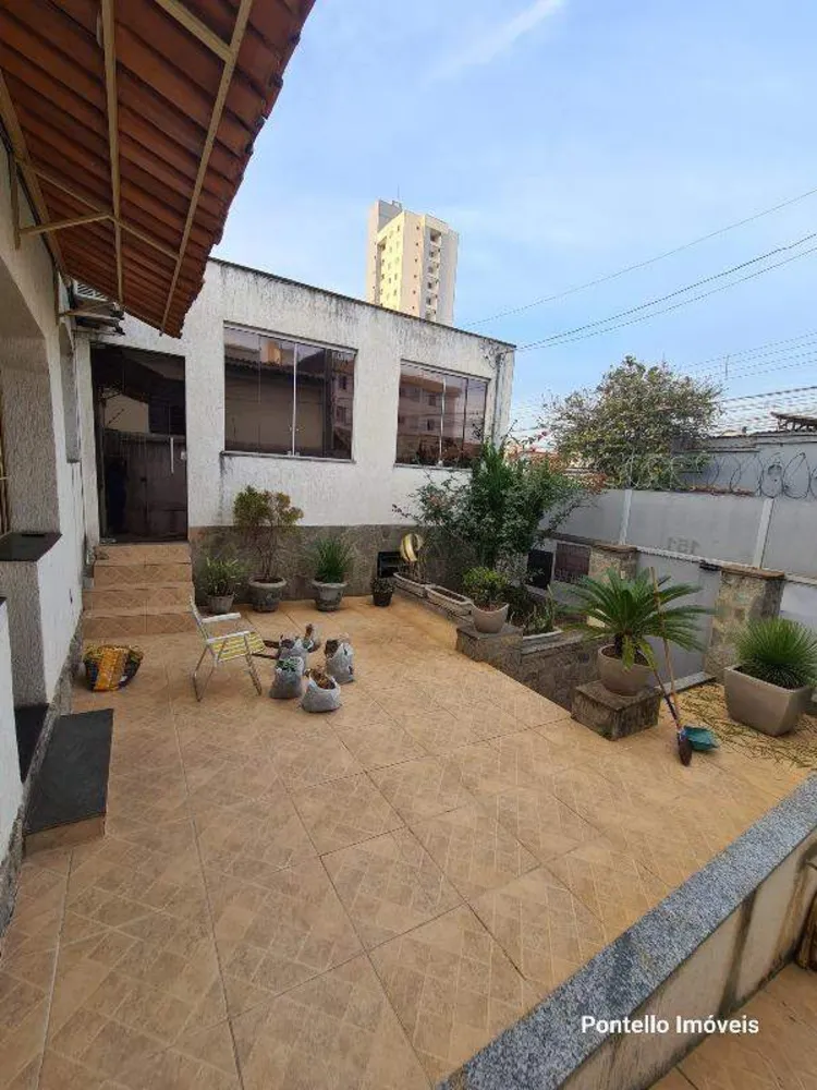 Casa, 4 quartos, 197 m² - Foto 3