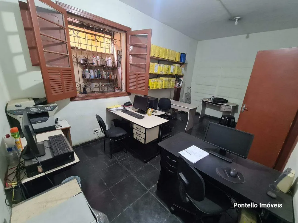 Casa, 4 quartos, 197 m² - Foto 2