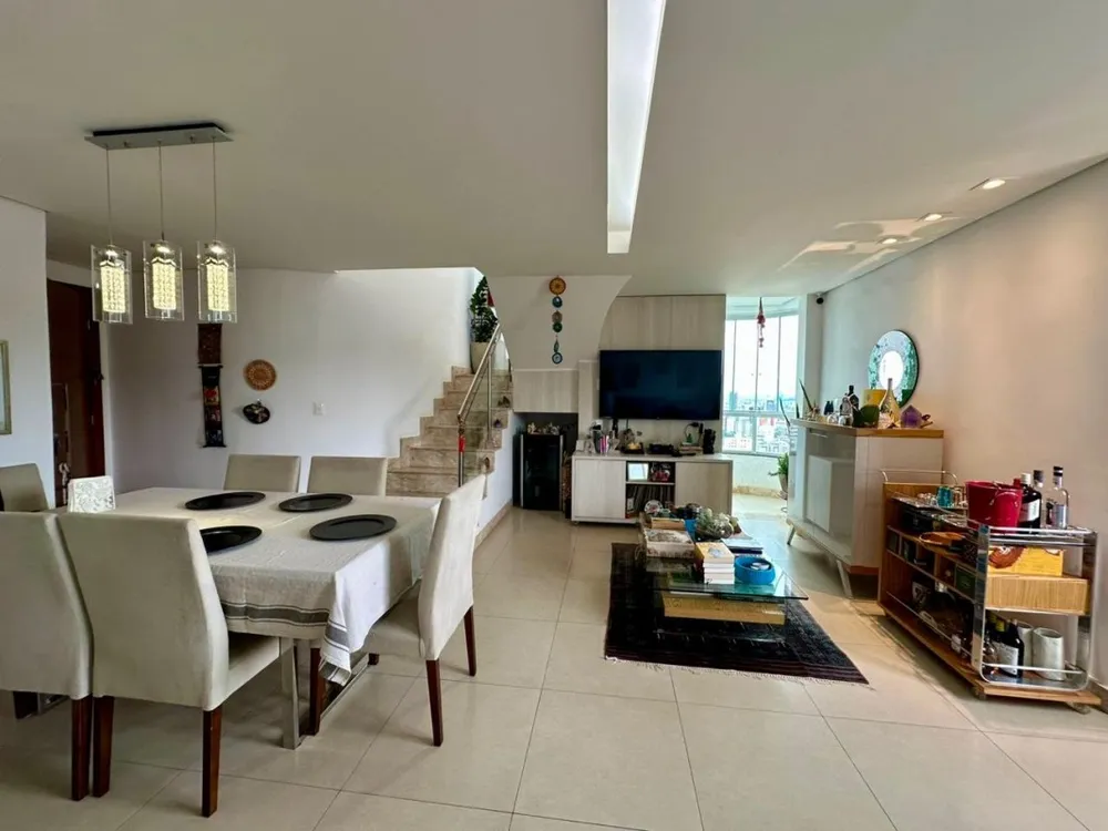 Cobertura, 3 quartos, 331 m² - Foto 2