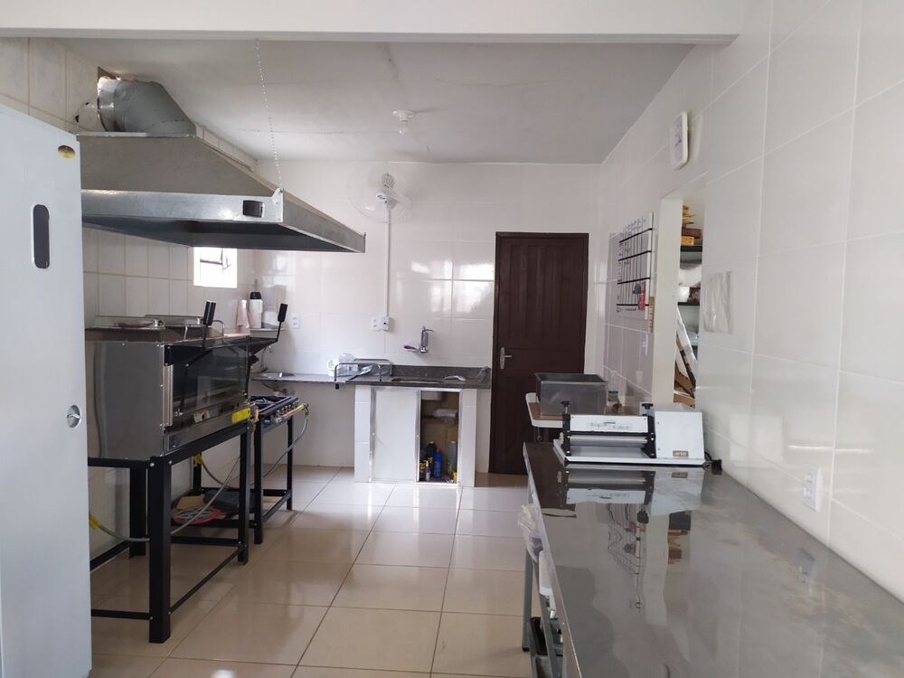 Casa para alugar com 2 quartos, 75m² - Foto 4