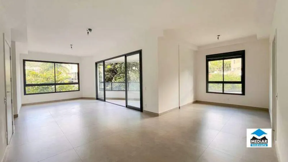 Apartamento, 3 quartos, 150 m² - Foto 1
