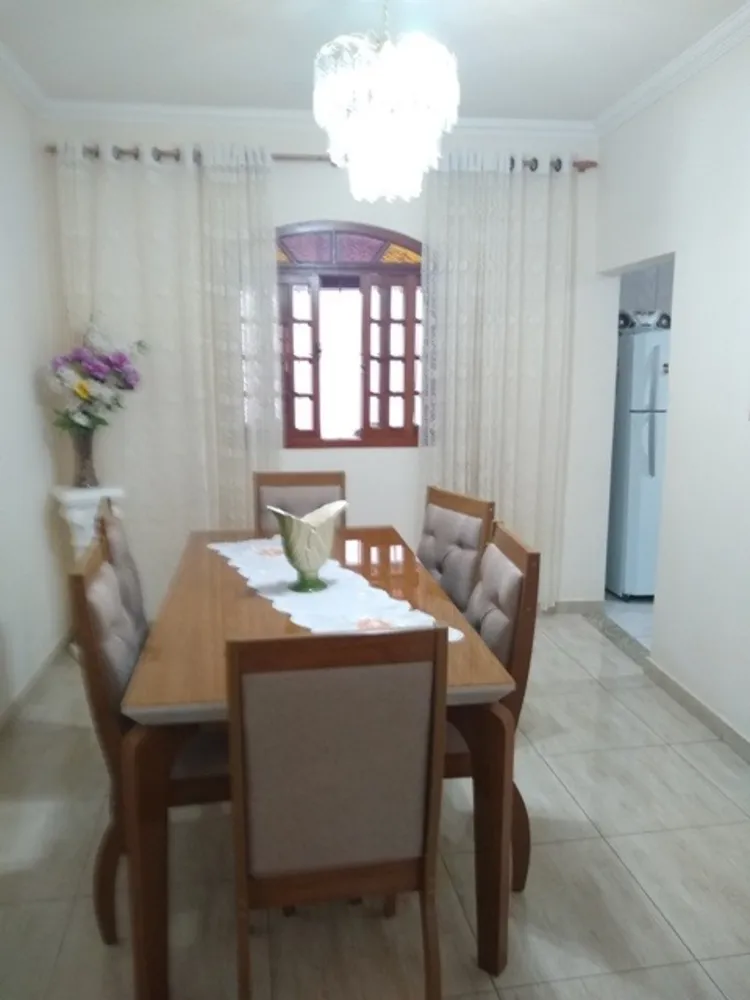Casa, 4 quartos, 142 m² - Foto 3