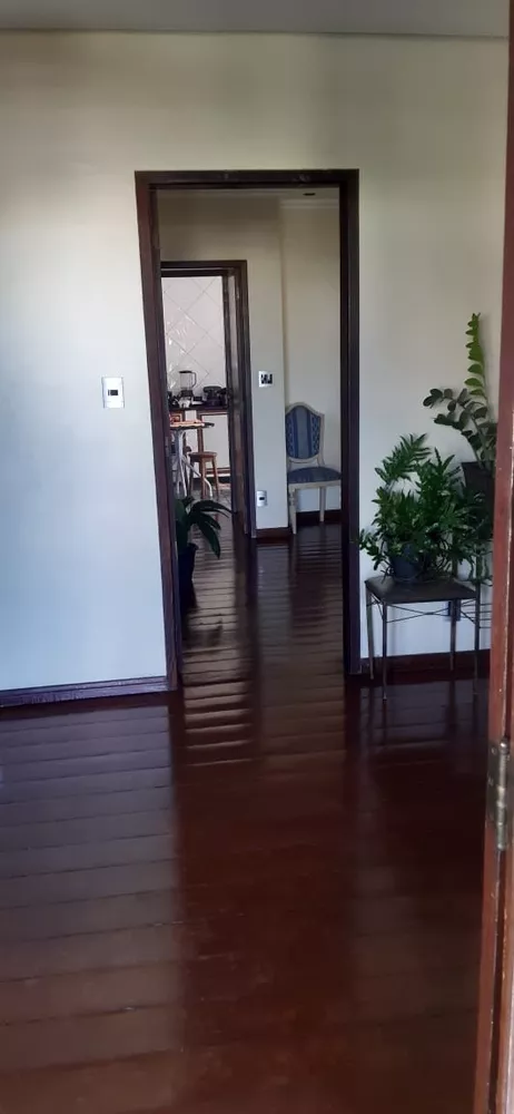 Casa à venda com 3 quartos, 200m² - Foto 13