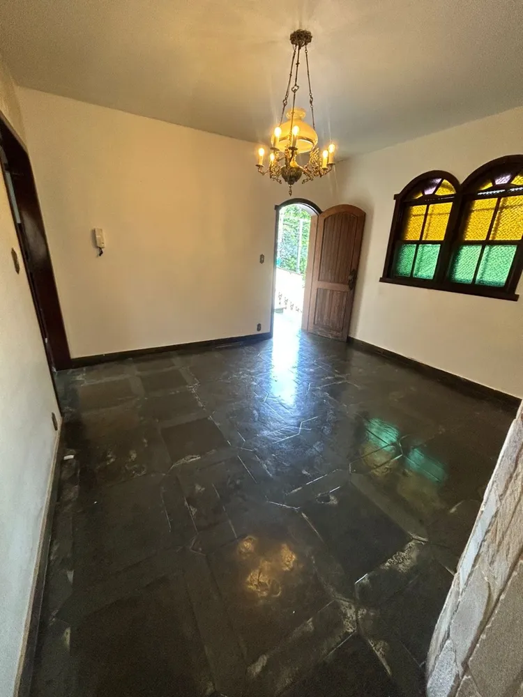 Casa, 5 quartos, 314 m² - Foto 2