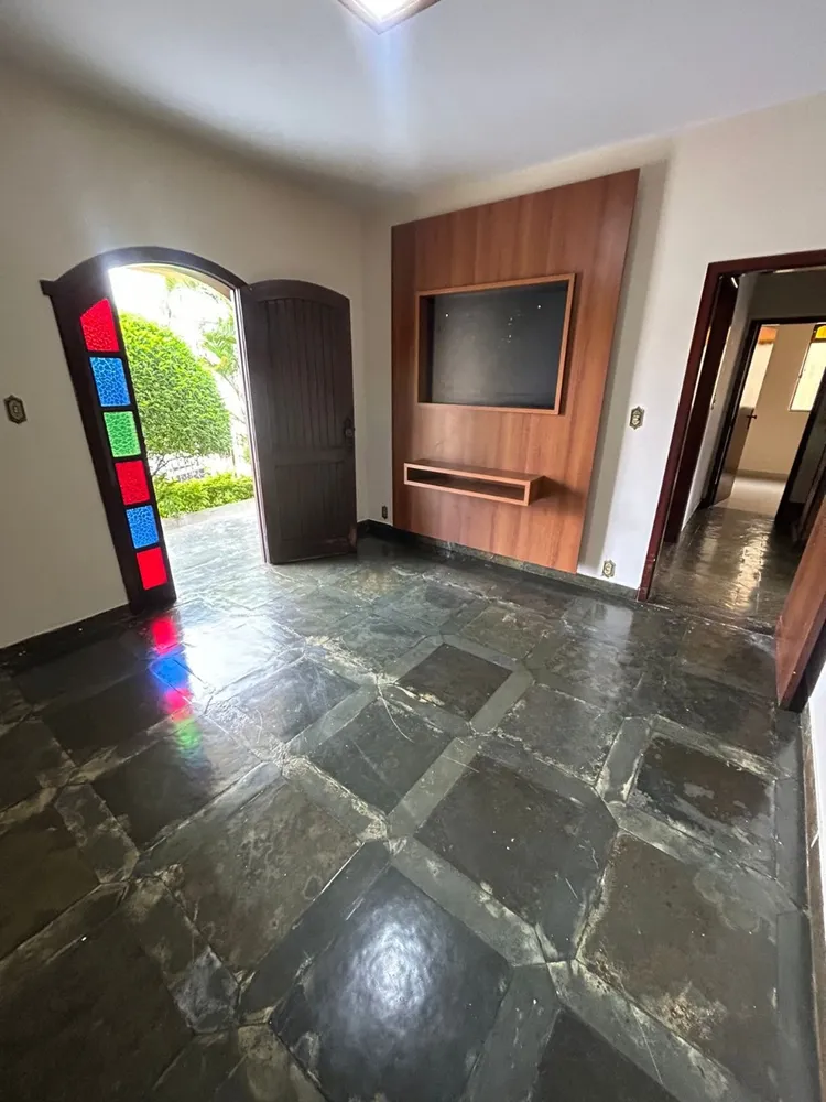 Casa, 5 quartos, 314 m² - Foto 3