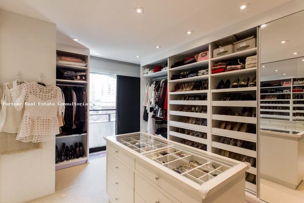 Apartamento à venda com 4 quartos, 600m² - Foto 6
