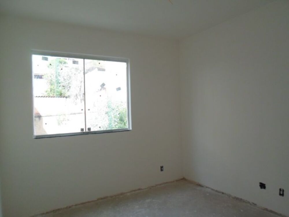 Casa à venda com 3 quartos, 85m² - Foto 3