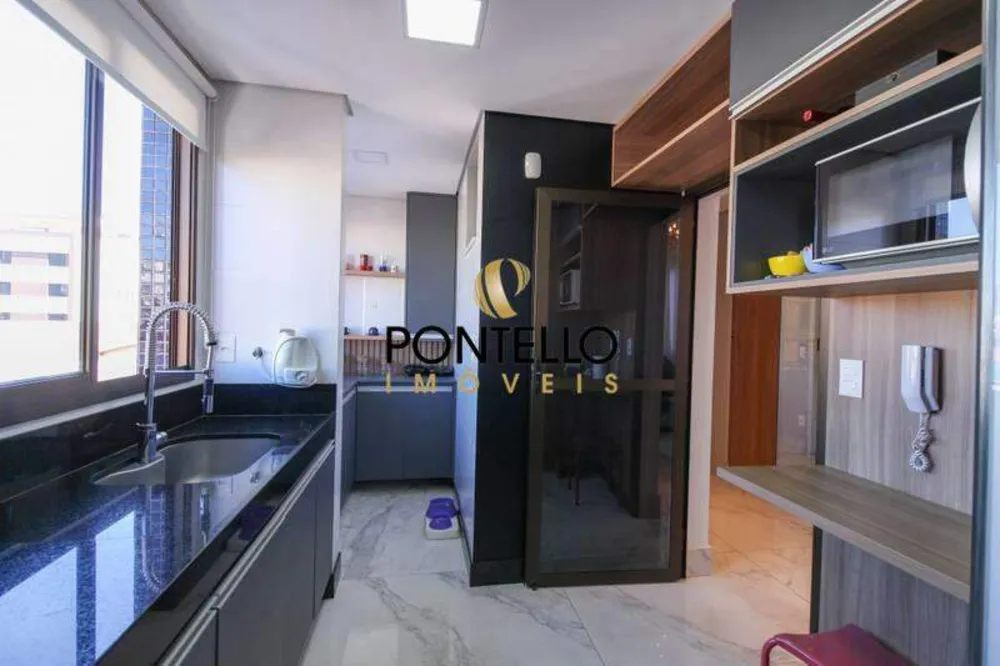 Cobertura, 3 quartos, 213 m² - Foto 1