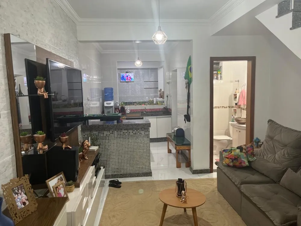 Casa, 2 quartos, 140 m² - Foto 1