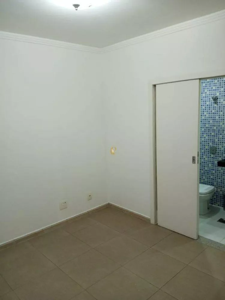 Apartamento à venda com 2 quartos, 80m² - Foto 3