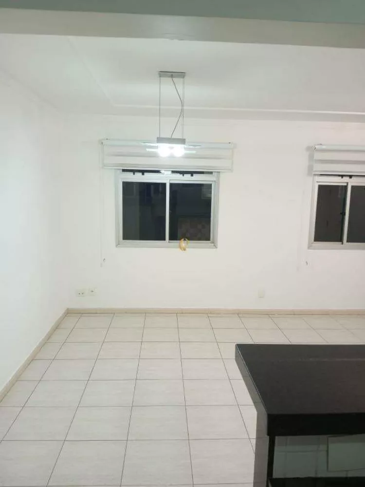 Apartamento à venda com 2 quartos, 80m² - Foto 17