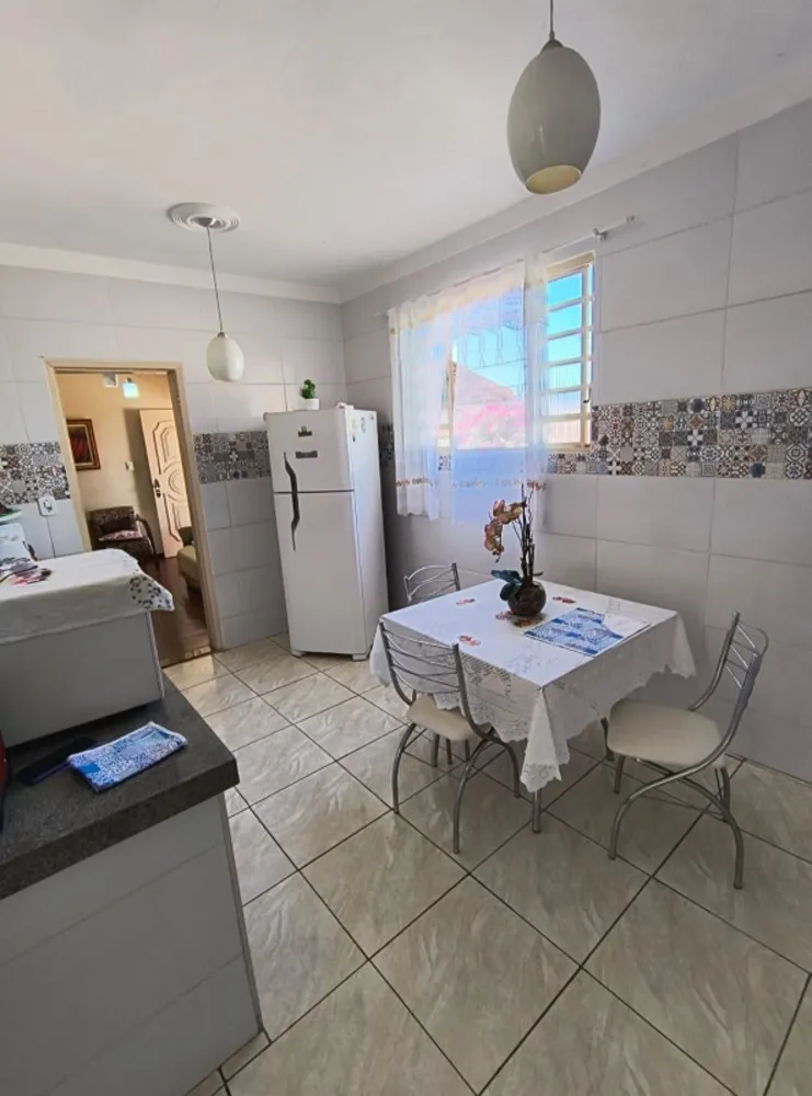 Casa, 3 quartos, 200 m² - Foto 11