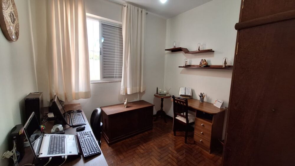 Apartamento à venda com 3 quartos, 115m² - Foto 4