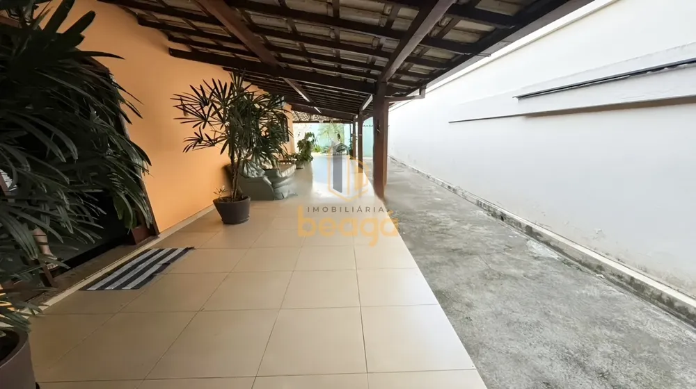 Casa, 4 quartos, 216 m² - Foto 2