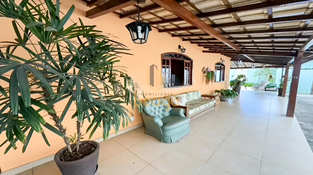 Casa, 4 quartos, 216 m² - Foto 1