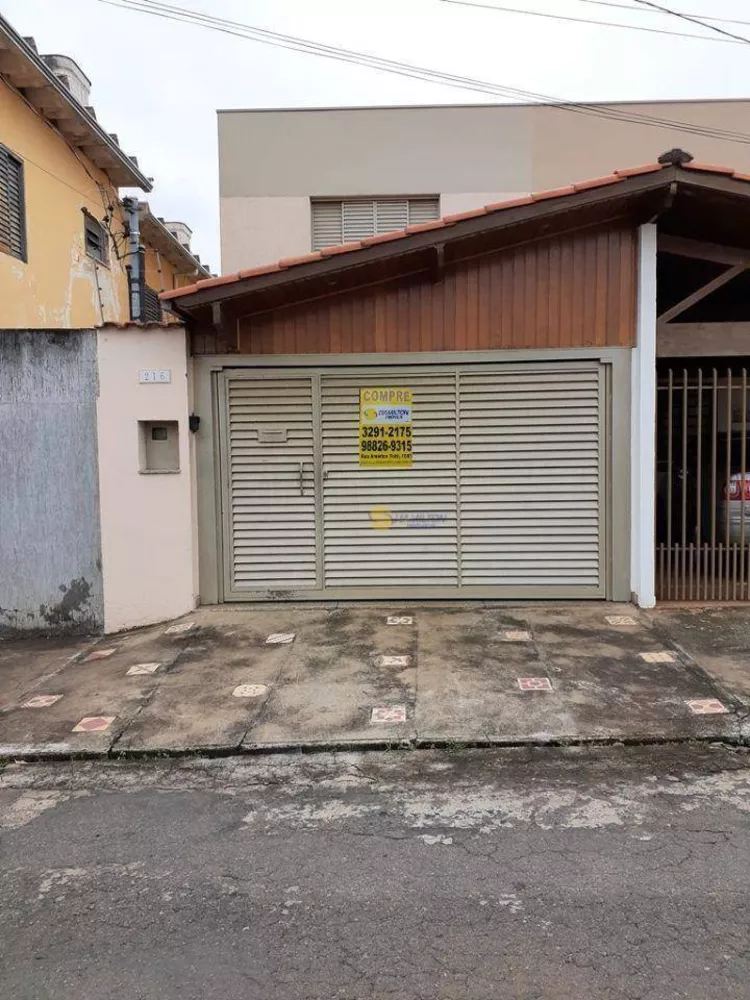 Casa à venda com 3 quartos, 125m² - Foto 1