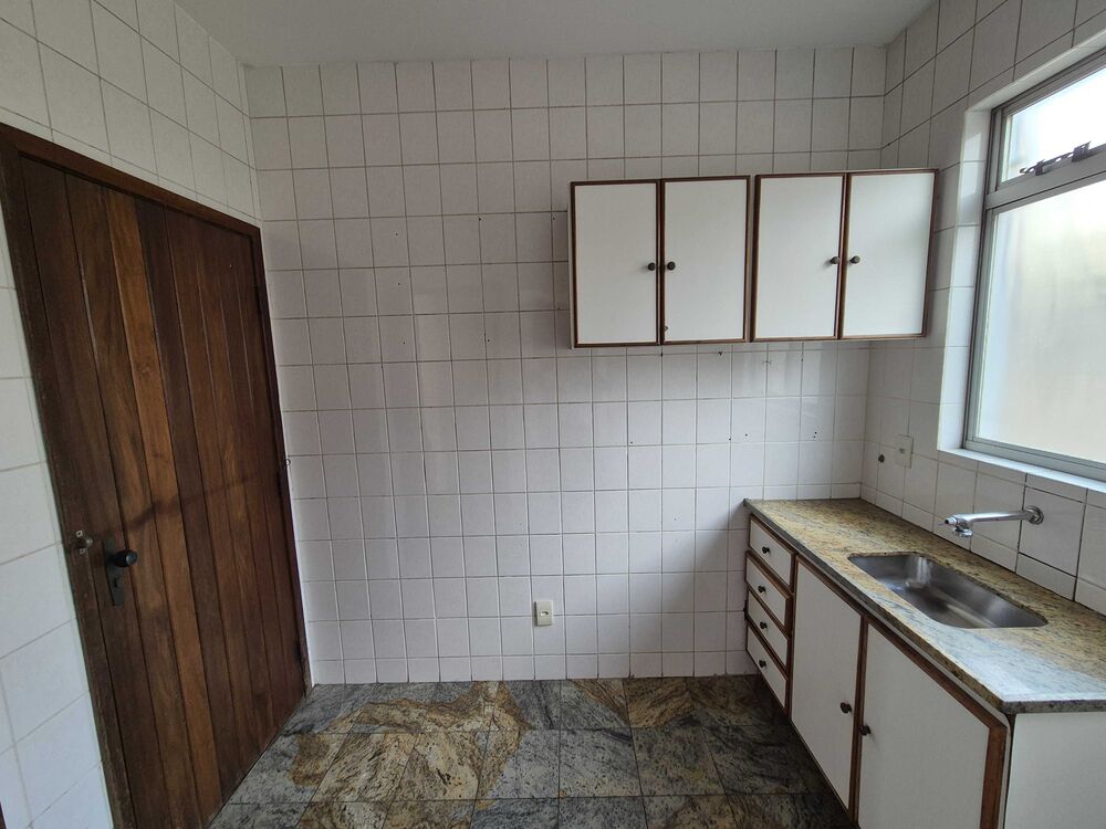 Apartamento à venda com 3 quartos, 76m² - Foto 5