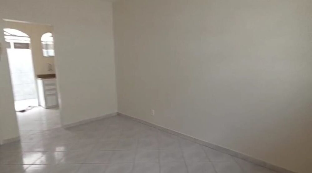 Casa à venda com 2 quartos, 66m² - Foto 8
