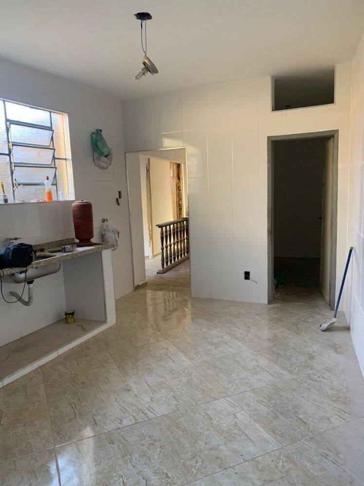Casa à venda com 4 quartos, 473m² - Foto 4