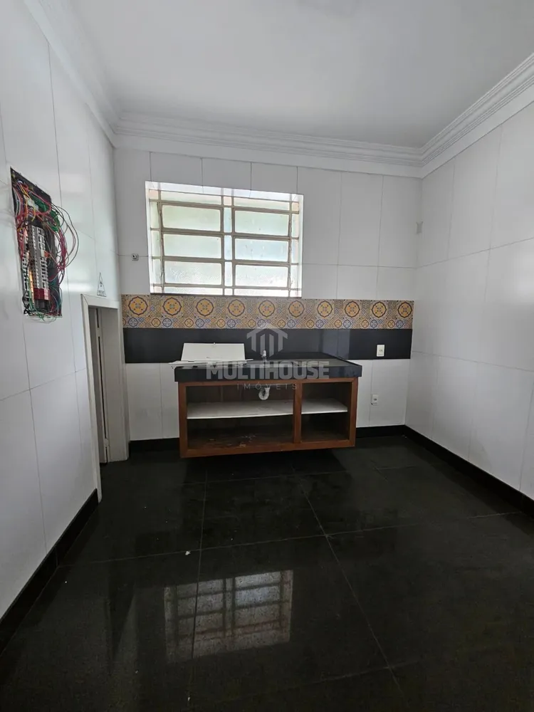 Casa, 4 quartos, 2690 m² - Foto 12
