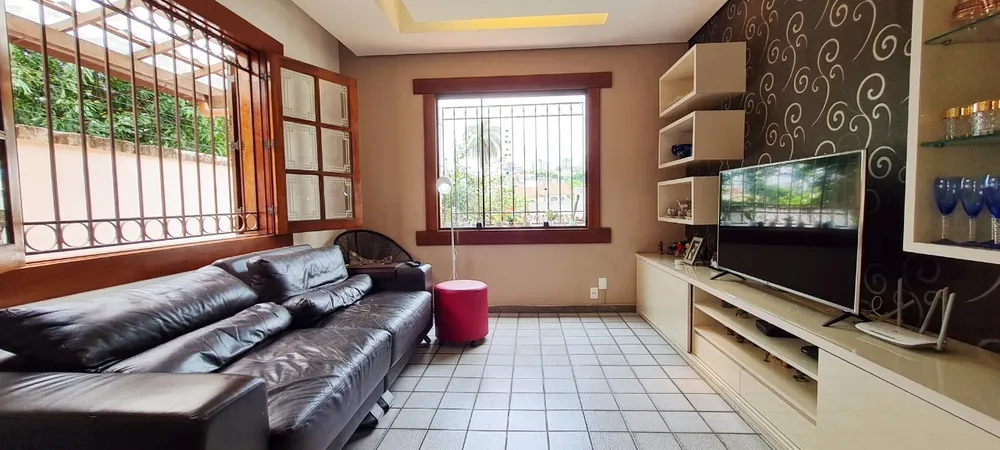Casa, 4 quartos, 337 m² - Foto 2
