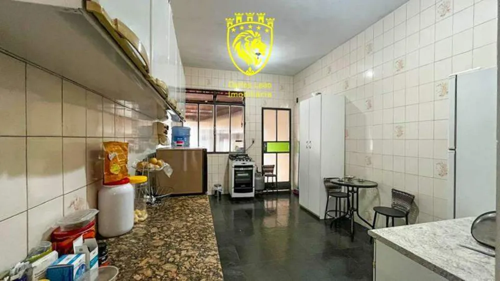Casa, 4 quartos, 300 m² - Foto 4