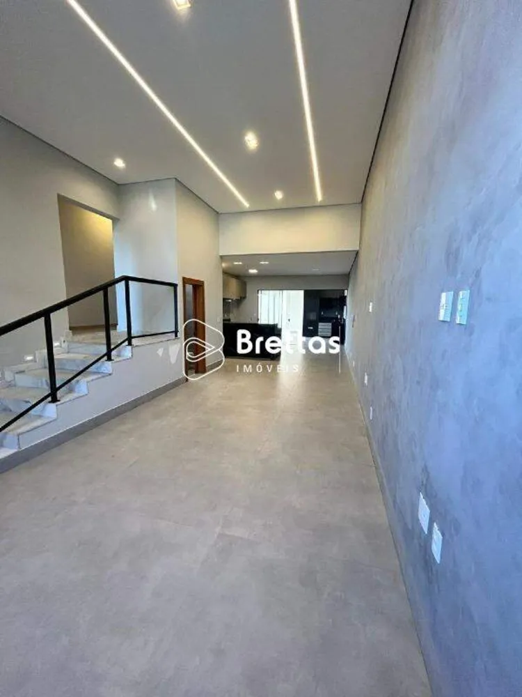 Casa, 3 quartos, 307 m² - Foto 1