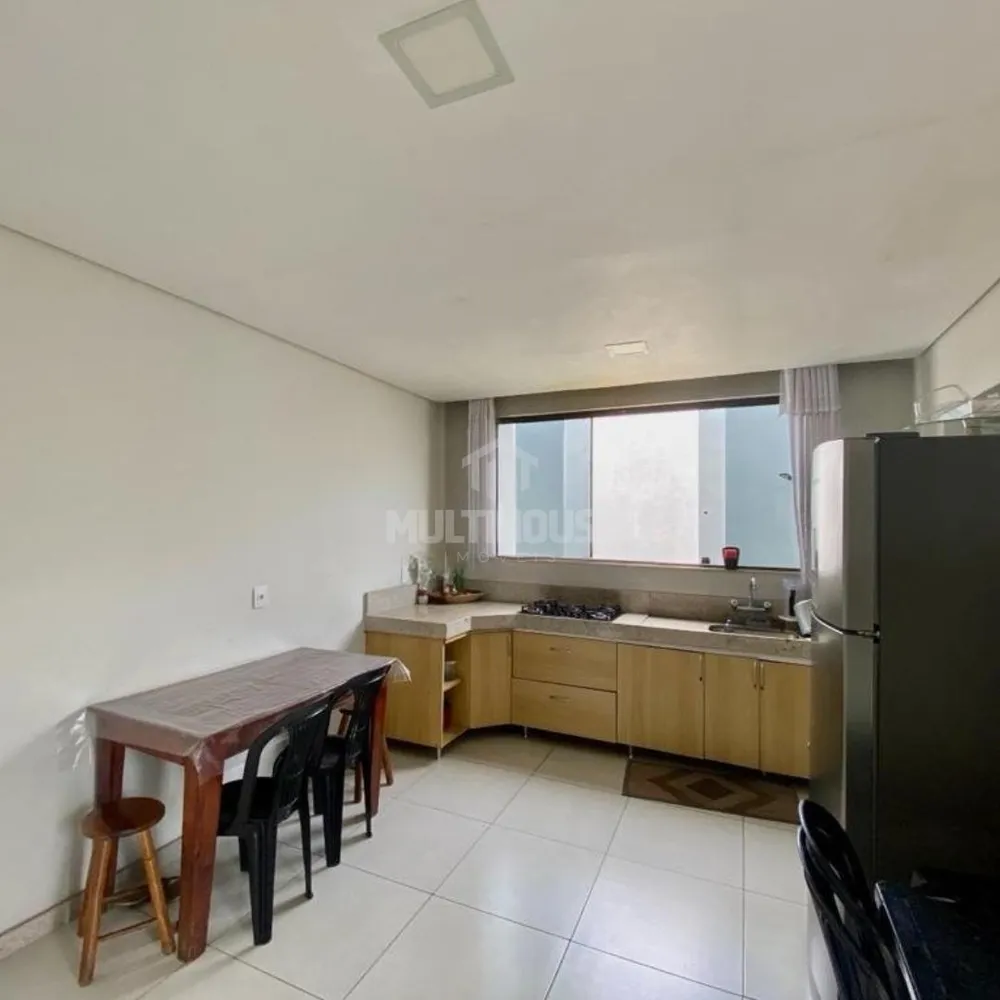 Casa, 4 quartos, 290 m² - Foto 9