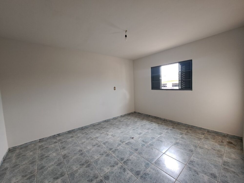 Casa para alugar com 4 quartos, 106m² - Foto 6