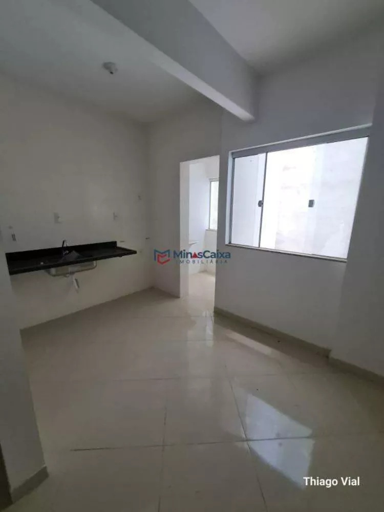 Apartamento à venda com 3 quartos, 71m² - Foto 3