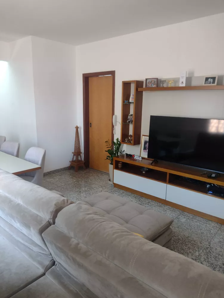 Apartamento à venda com 3 quartos, 117m² - Foto 1