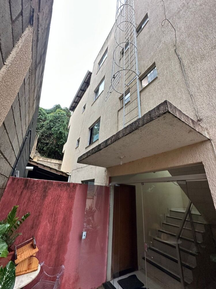 Cobertura à venda com 3 quartos, 150m² - Foto 3