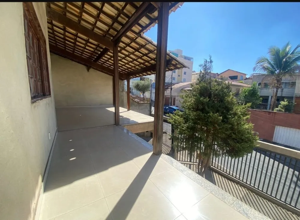 Casa, 4 quartos, 166 m² - Foto 1