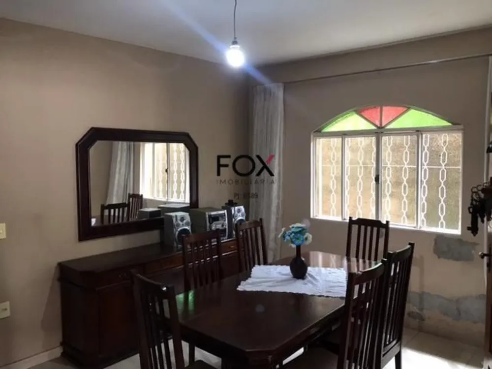 Casa, 3 quartos, 220 m² - Foto 2
