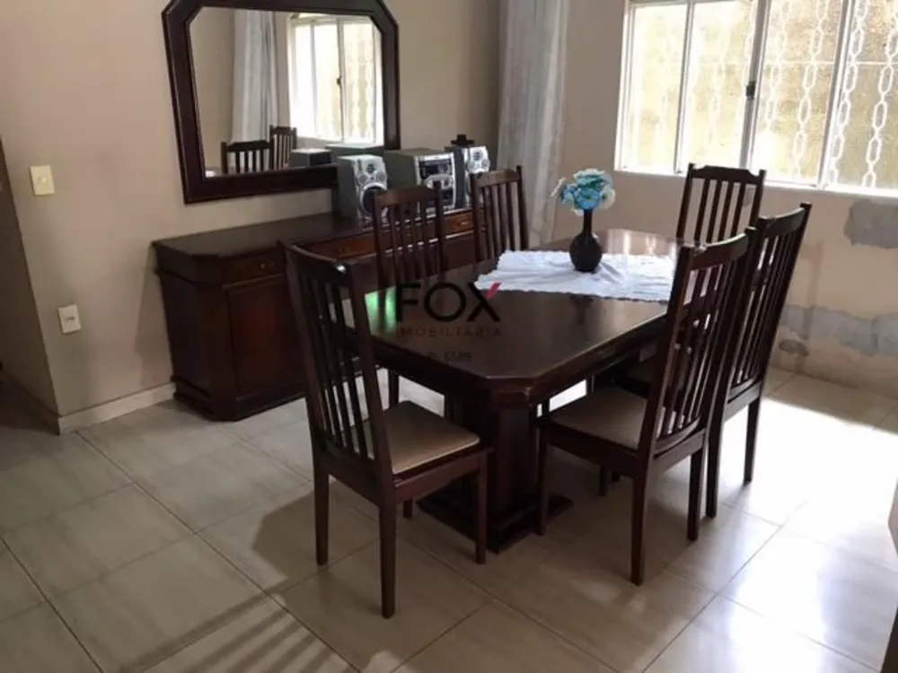 Casa, 3 quartos, 220 m² - Foto 1