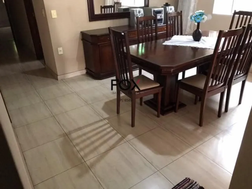 Casa, 3 quartos, 220 m² - Foto 3