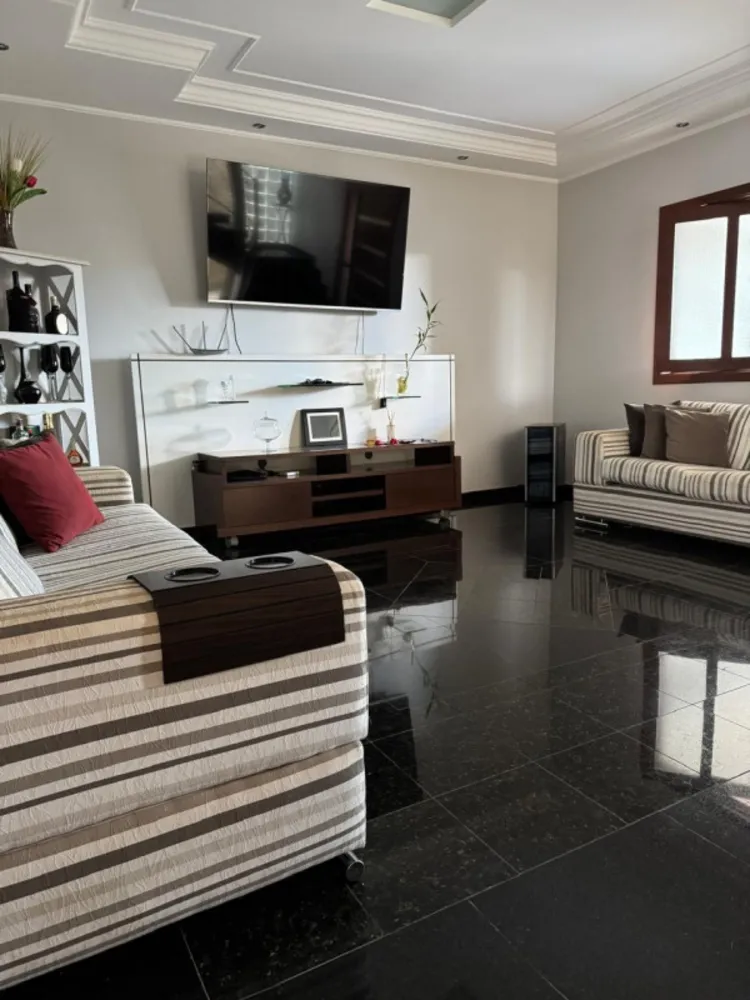 Casa, 4 quartos, 196 m² - Foto 3