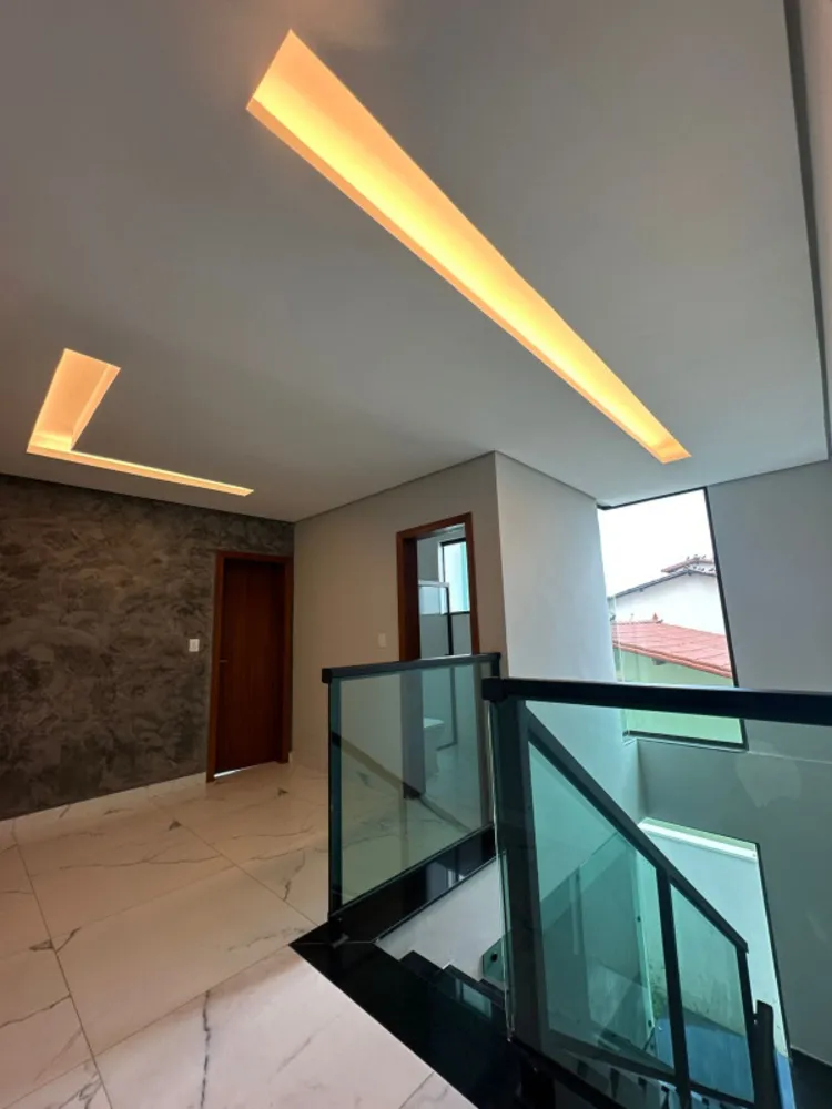 Casa, 3 quartos, 208 m² - Foto 4