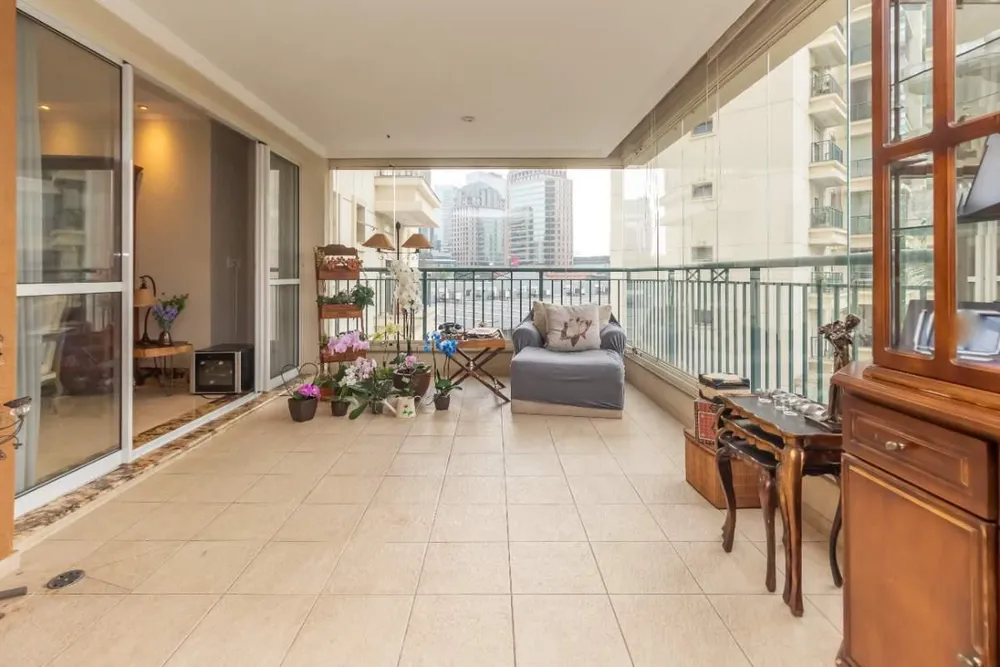 Apartamento, 4 quartos, 205 m² - Foto 8