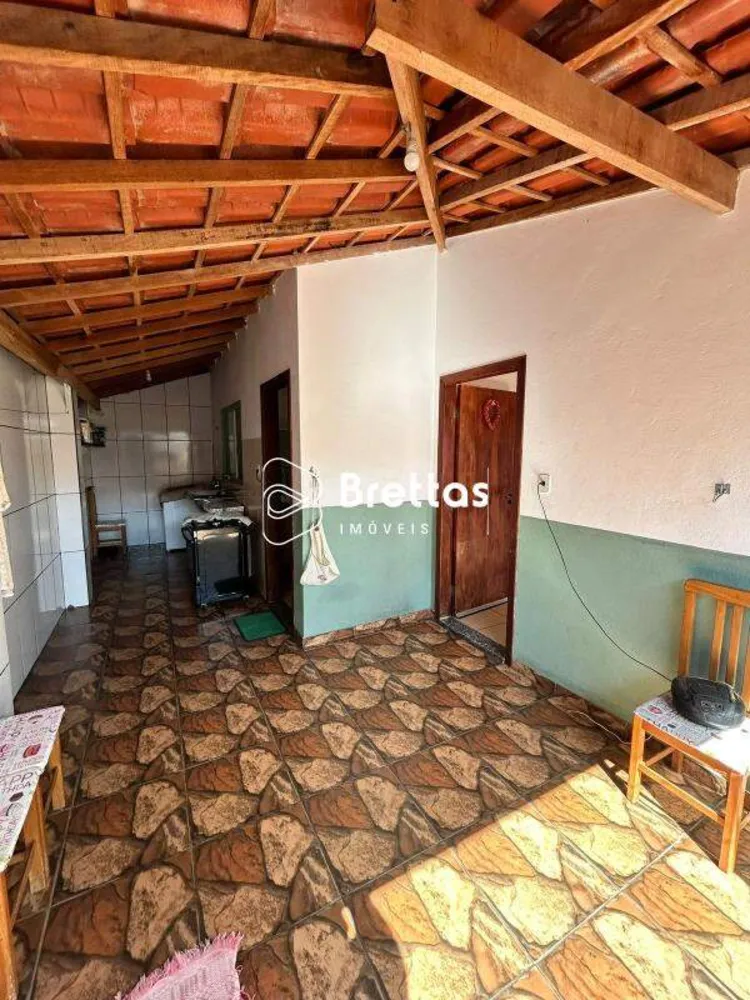 Casa, 1 quarto, 102 m² - Foto 1