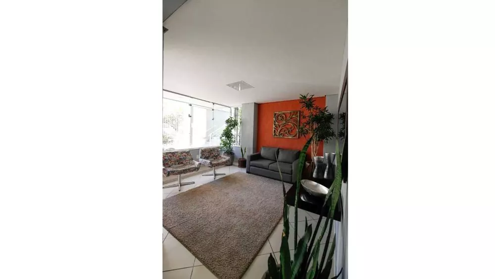 Apartamento à venda com 3 quartos, 120m² - Foto 2