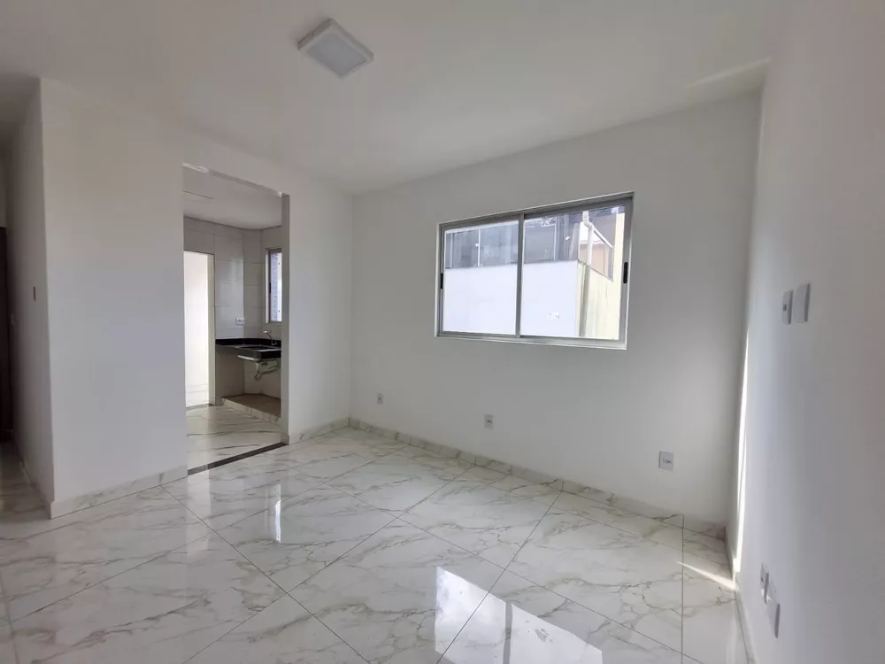 Apartamento à venda com 2 quartos, 65m² - Foto 3