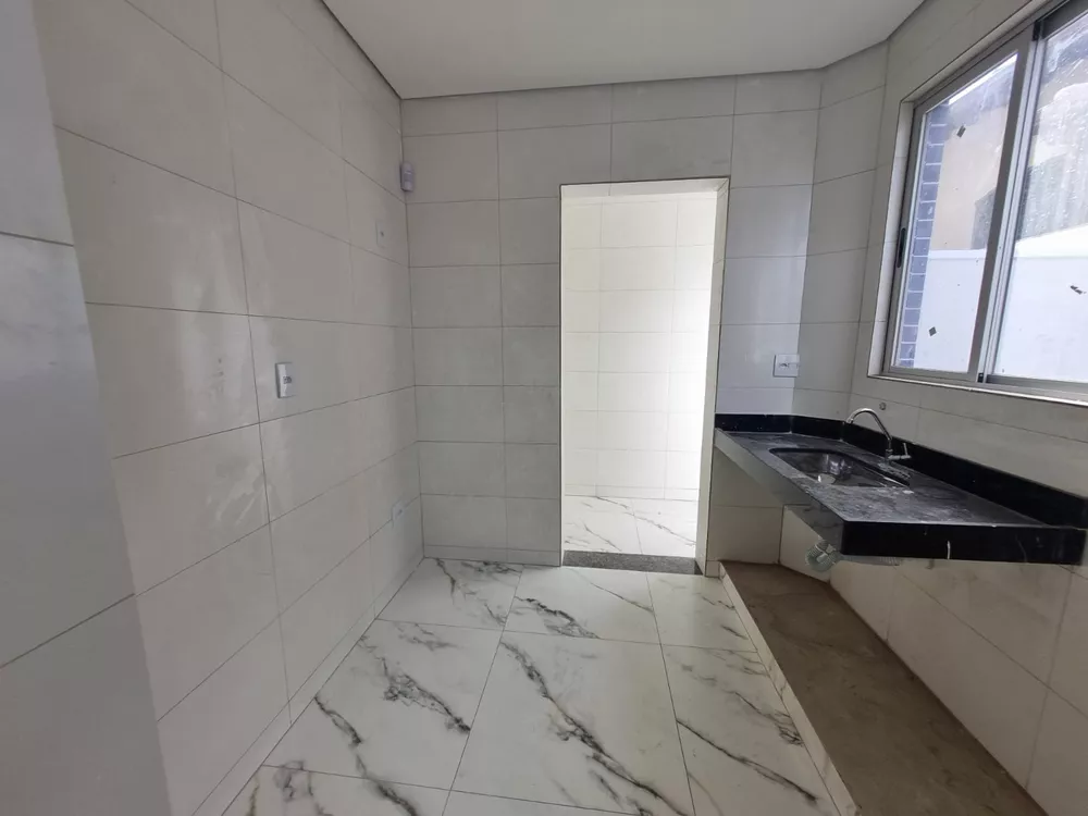 Apartamento à venda com 2 quartos, 65m² - Foto 4